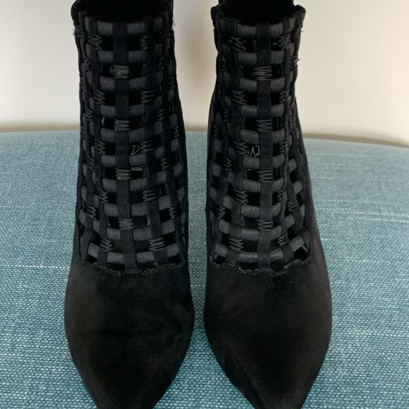 IMPO Stretch, Black Woman's Caged Pointed High Heel 6.5 size - Picture 2 of 6